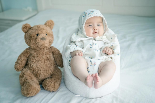 云南宝宝吐奶是什么原因 云南宝宝吐奶是什么原因